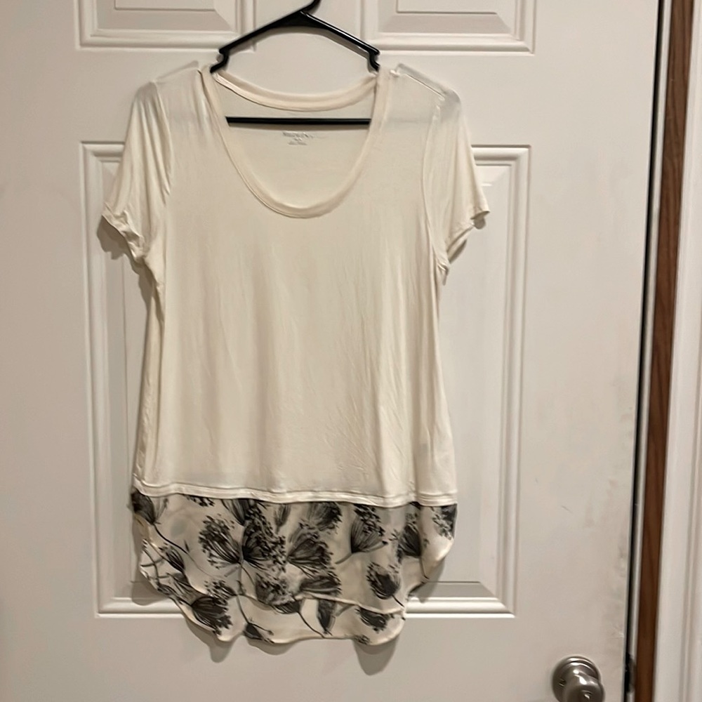 Casual dress shirt made by Merona.  Size Medium.